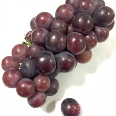 葡萄中含有丰富的酒石酸