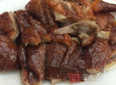 节食必然会少摄入油脂类食物 节食必然会少摄入油脂类食物