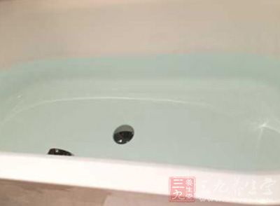 药浴后,药物可以通过透皮吸收 药浴后,药物可以通过透皮吸收