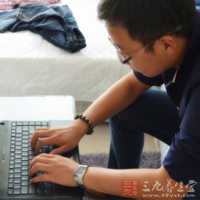 保证荧光屏清洁