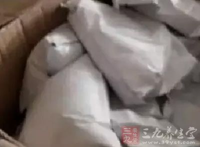奶精什么的都没有保质期，新疆有个加盟商