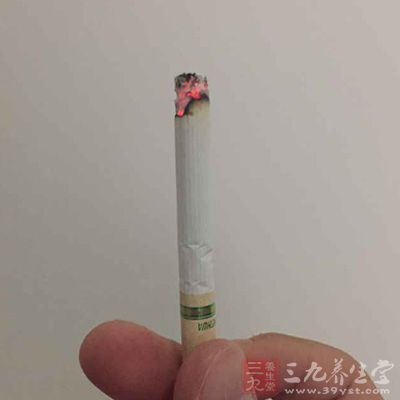 慢性咽炎患者必须戒烟