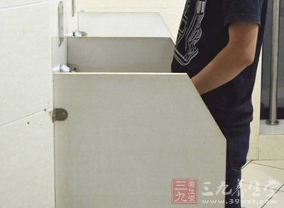 尿頻怎么辦 對(duì)癥治療解男人尿頻尷尬