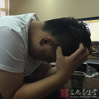 长期超负荷的工作都会导致疲劳过度