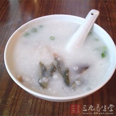 面食很容易消化，蔬菜疙瘩汤营养丰富