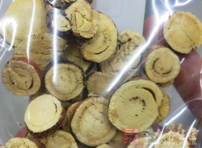 甘草3克,陈皮5克,黄精9克,何首乌15克 甘草3克,陈皮5克,黄精9克,何首乌15克