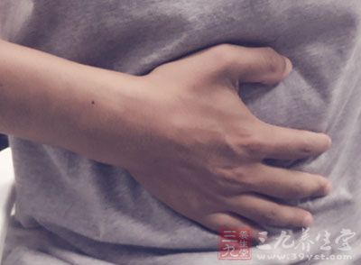 男性小腹疼痛、小肚子痛是怎么回事