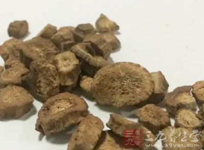 牛蒡茶中含有大量的膳食纤维