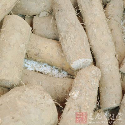 山藥能預(yù)防心血管系統(tǒng)的脂肪沉積，保持血管彈性