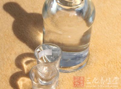 酒后吃什么好 7大飲食對策幫男人酒后護(hù)肝