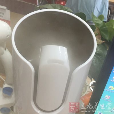 人体佳空气湿度是45~60%之间