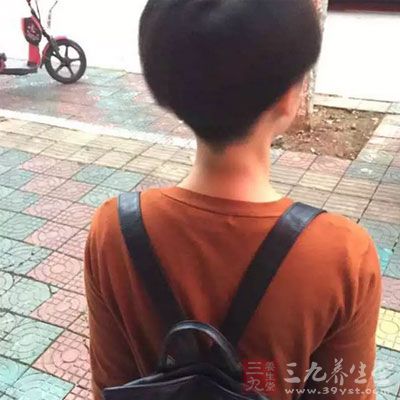 男子20岁以后心脏在剧烈运动时的调节能力越来越低