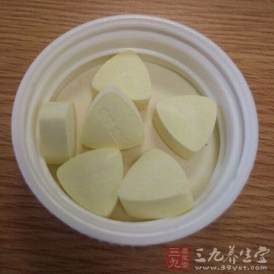 长期使用肾毒性药物容易导致肾小管间质损害