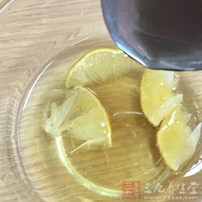 蜂蜜柠檬面膜