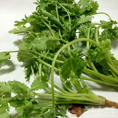 香菜拌豆腐丝1小盘