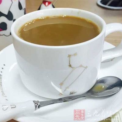 酒后不要大量喝咖啡、浓茶和汽水