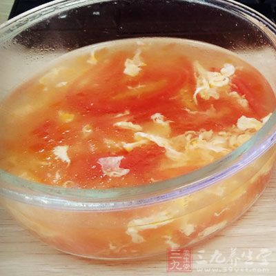 吃飯前先喝點(diǎn)湯，就好象運(yùn)動(dòng)前做預(yù)備活動(dòng)一樣