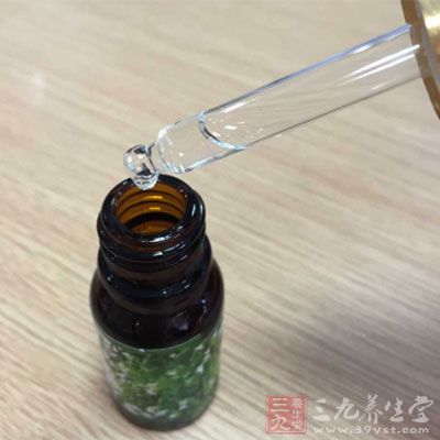 用精油唤醒肌肤光彩