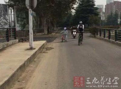 騎自行車健身的鍛煉效果不亞于慢跑和游泳