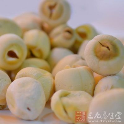 日常生活中應(yīng)該多食用一些富含優(yōu)質(zhì)蛋白質(zhì)、微量元素(鐵、銅等)、葉酸和維生素B12的營(yíng)養(yǎng)食物