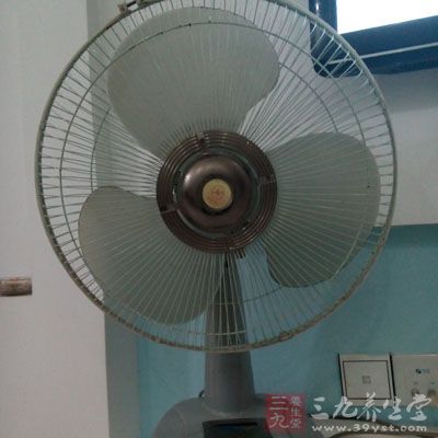 清理空调和风扇