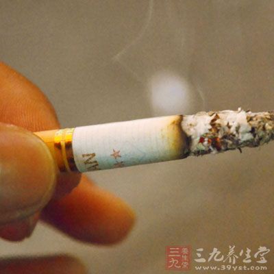 吸烟者的冠心病发病率较不吸烟者高3.6倍