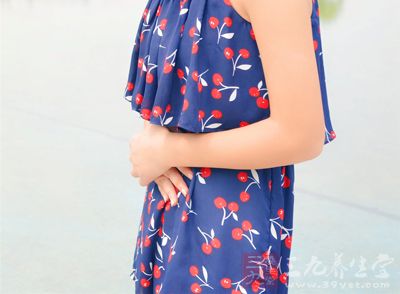 台州女子一天喝6斤阴阳水减肥减到吐血瘦腰精美体衣图片