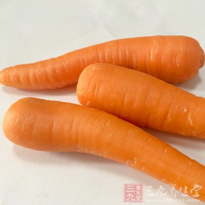 胡萝卜中含有大量的胡萝卜素