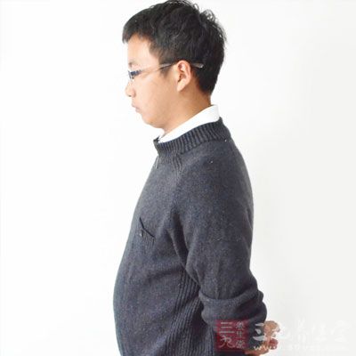 紧身内衣不但压迫男性生殖器官 紧身内衣不但压迫男性生殖器官