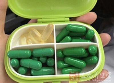 解决方法：不要长期服用止痛药