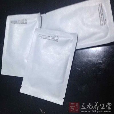 每周定期使用清洁面膜或者鼻贴