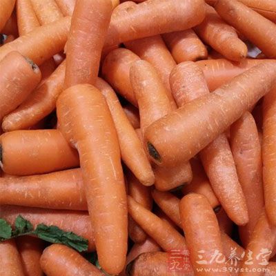 萝卜有很强的助消化能力，同煮可使豆腐营养被大量吸收。