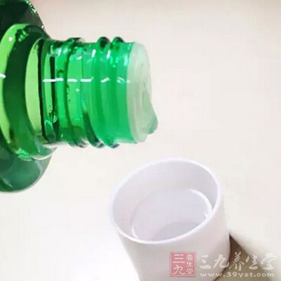 错误的使用化妆品