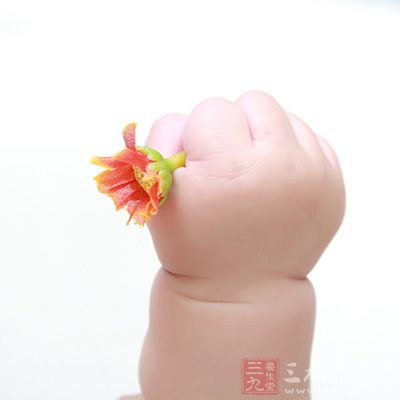  孟加拉再现双头婴  此前案例两天后夭折 - 三九