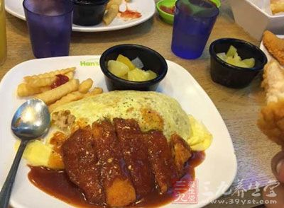 伤肾的不良习惯之一：暴饮暴食