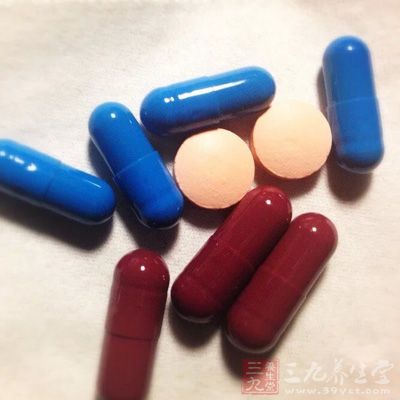 可吃抗過敏的藥，好按著說明書吃