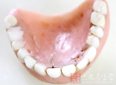 牙黄是生活中常见的现象