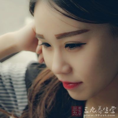 你還算是有責(zé)任感的人，但是并不會(huì)去承擔(dān)一些有的沒(méi)有的責(zé)任