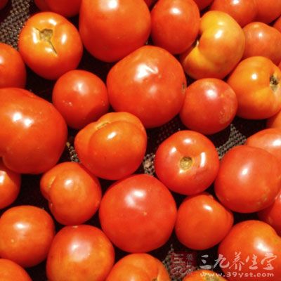 番茄炒蛋的热量很低，除了有利于瘦身减肥之外