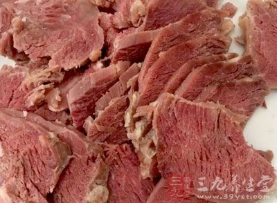牛肉的营养价值非常的高，能够帮助人体增强免疫力