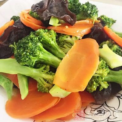 西兰花中可溶性膳食纤维特别多 西兰花中可溶性膳食纤维特别多