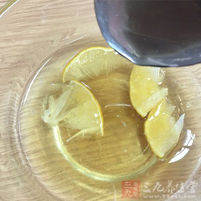 喝蜂蜜能幫助分解酒精