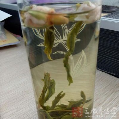 绿茶化妆棉敷脸