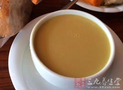 在闲暇的时候给自己自制一些养生粥和养生茶