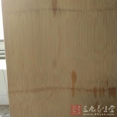 砧板實(shí)際上是細(xì)菌大量積聚的地方