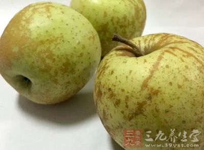 你是個(gè)樂觀好客的人。善于與人相處，并善于珍惜美的東西。不嫉妒，好平靜，無醋意