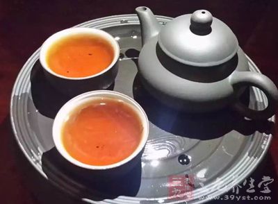 冬天喝茶對(duì)于身體是有好處的