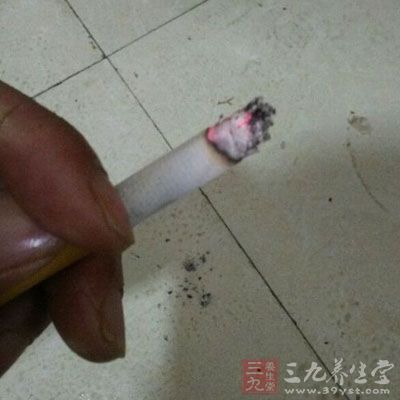 吸煙女性患病幾率比不吸煙女性高出兩倍