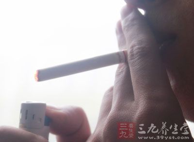 男子对烟、酒中的毒素颇为敏感