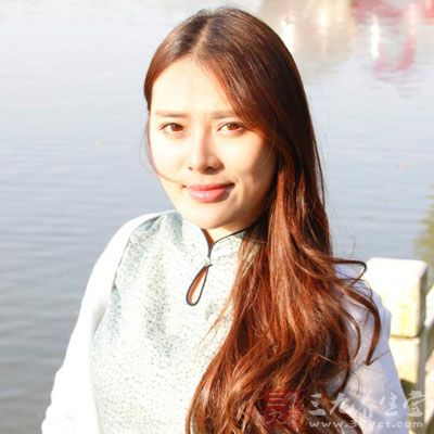 学婴儿式简单舌头操，有效抗衰老有奇效